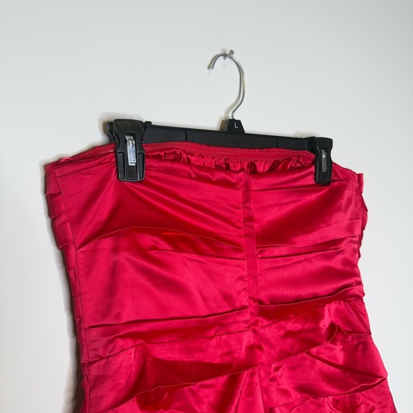 Express Ruched Red Strapless Tube Dress - Picture 5 of 7